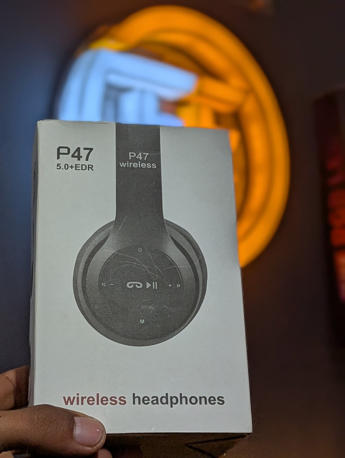 P47 Wireless BLUETOOTH Headphones