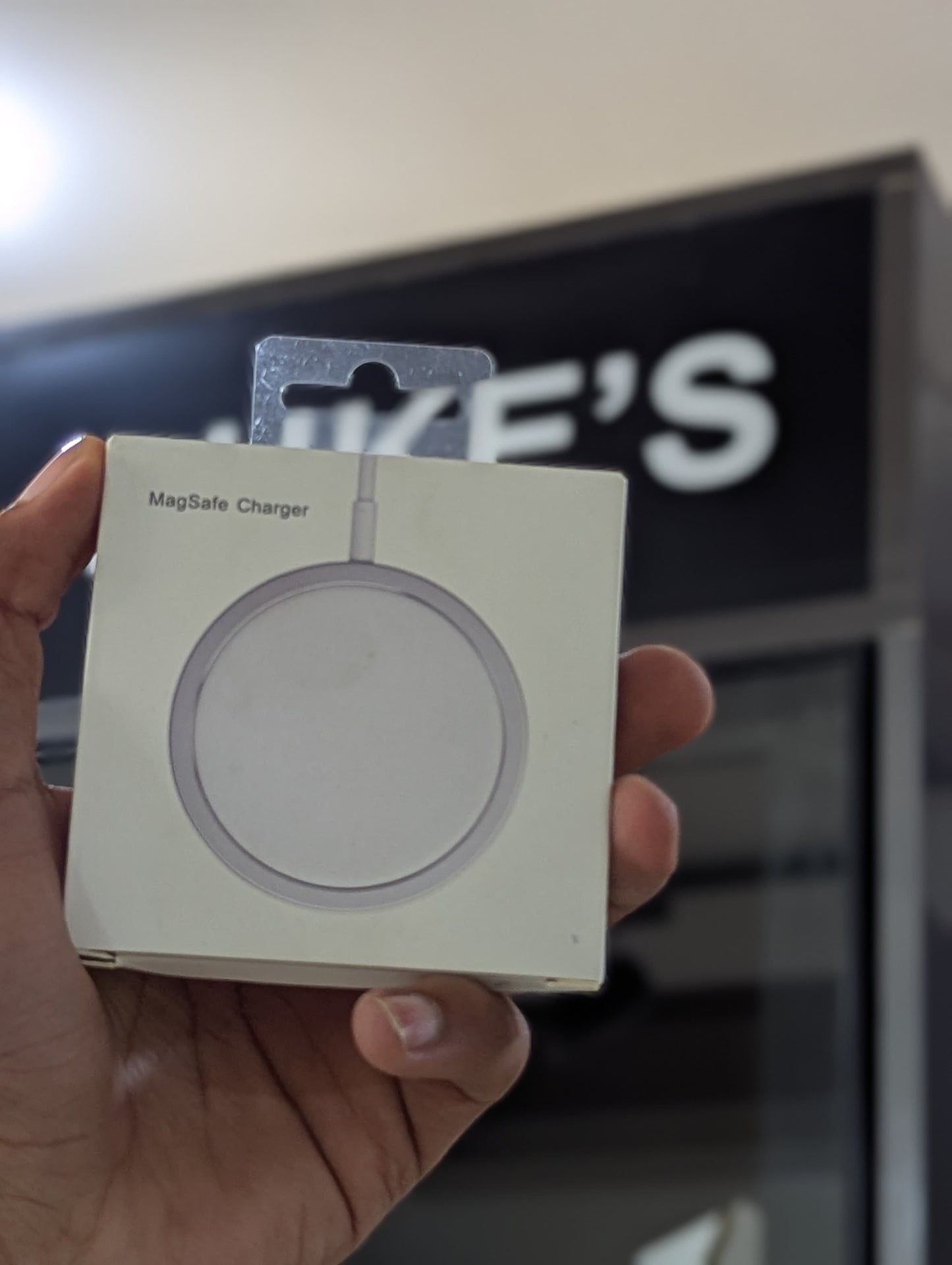 MagSafe wireless charger