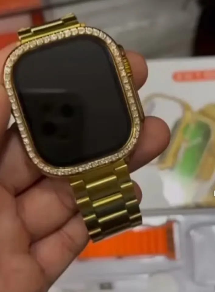 DIAMOND SMART WATCH